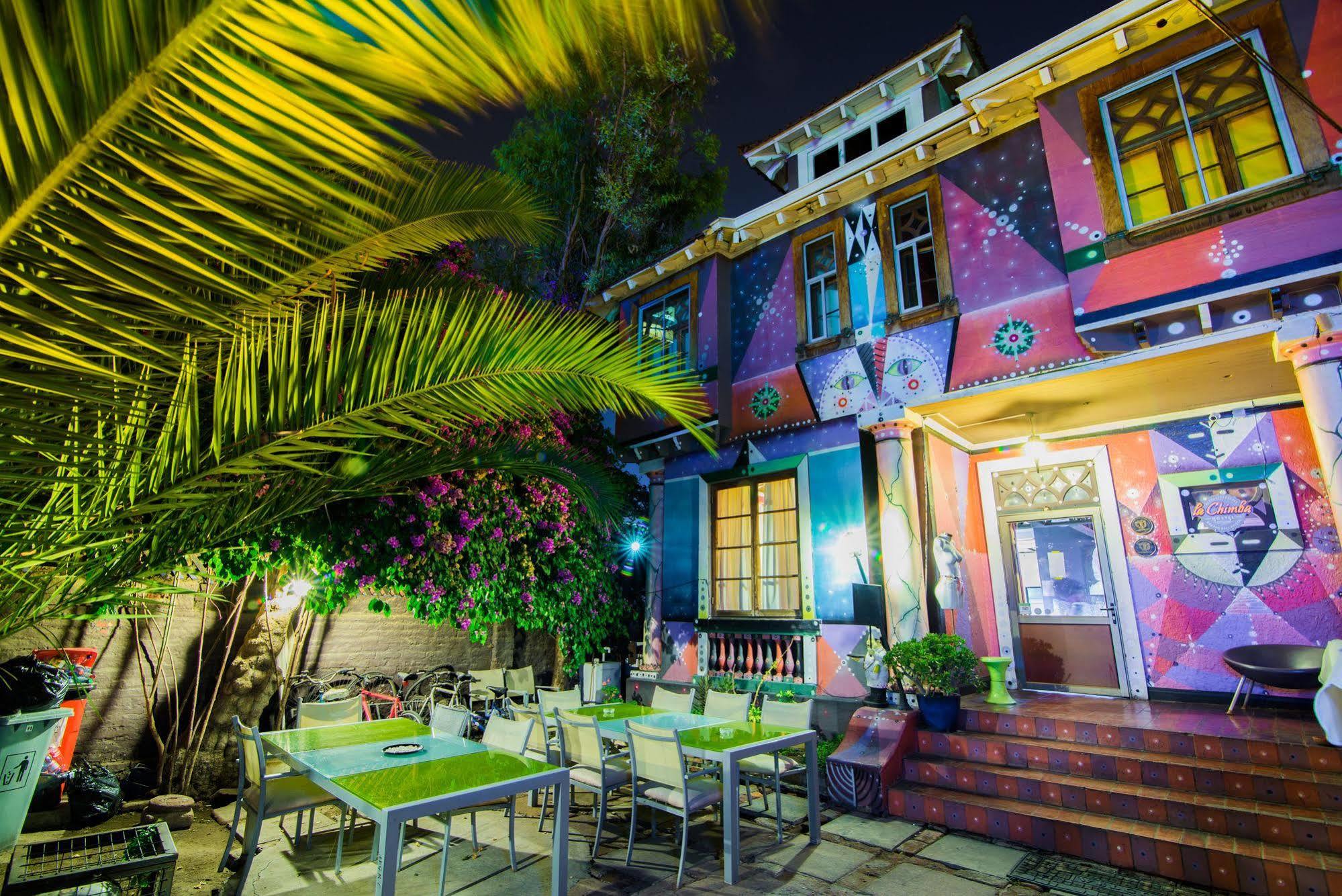 La Chimba Hostel Santiago Exterior photo